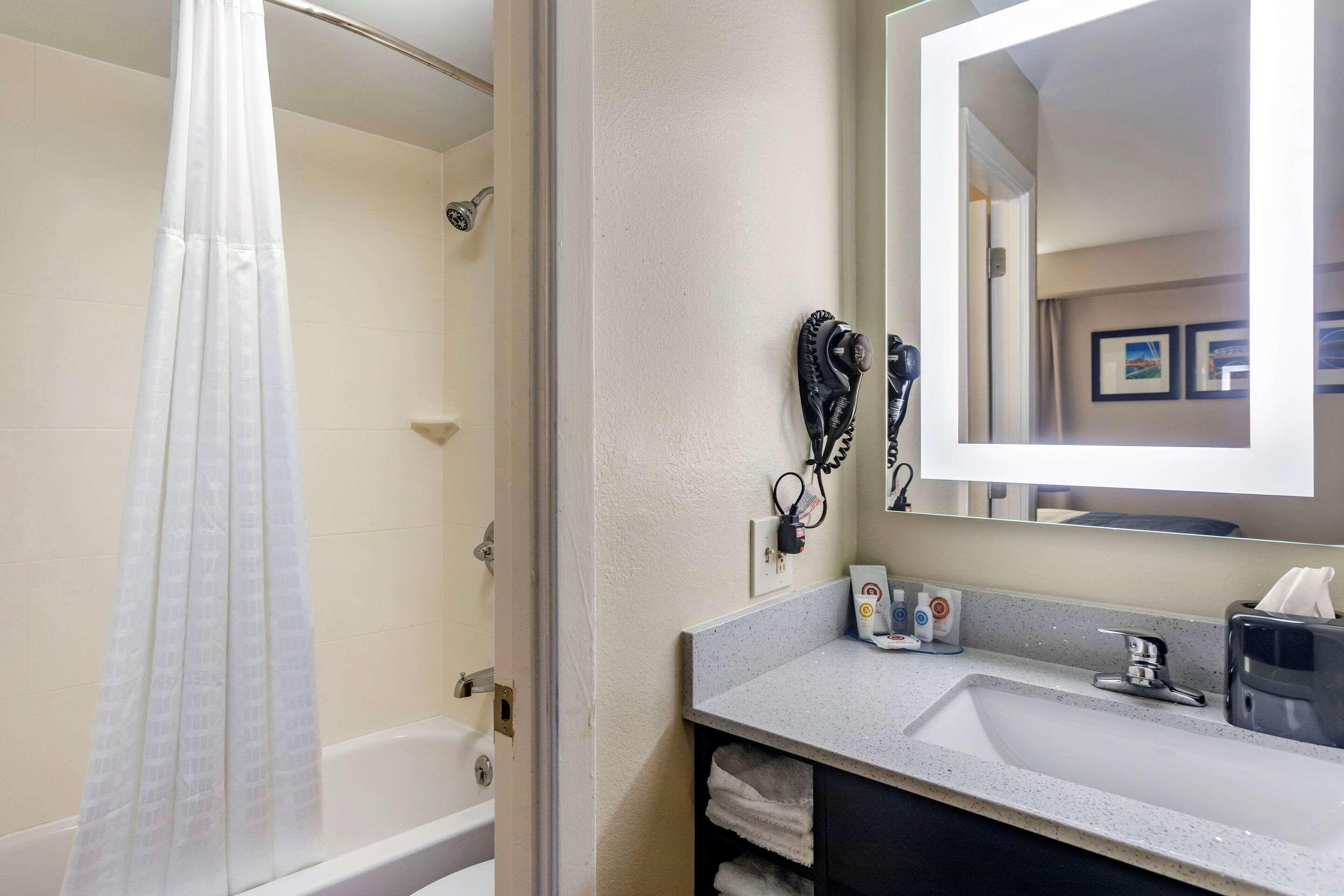 Comfort Inn Nashville - Opryland Area Dış mekan fotoğraf